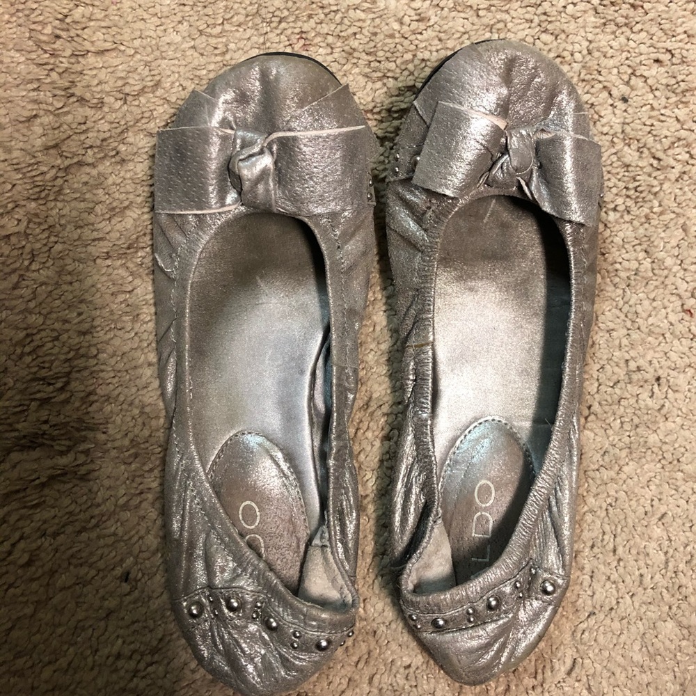 Aldo silver ballet flats